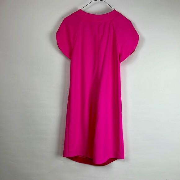 Trina Turk gorgeous pink dress size XS zipper in the front and 2 side pockets - Picture 1 of 7